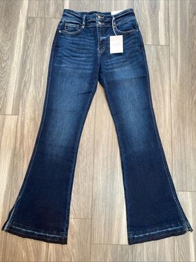 NWT KanCan Curvy High Rise Flare Jeans 11 / 29 Dark Wash Split Released Raw Hem